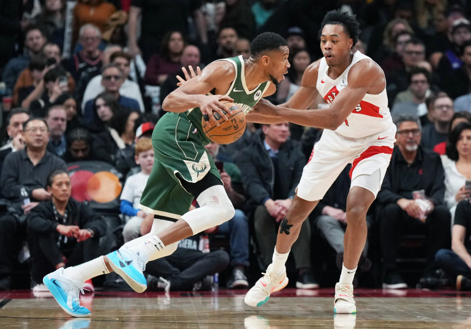 密尔沃基雄鹿迎法甲关键赛，今晨战术微调，气氛紧张，赛季目标并未改变的简单介绍